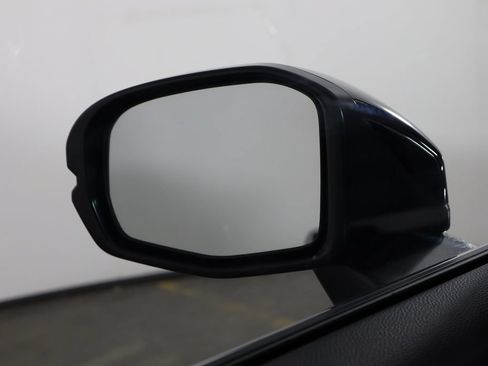 Used 2025 Honda CR-V LX image 33
