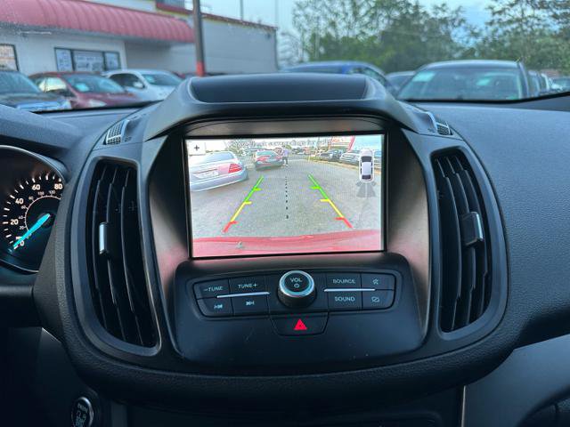 Used 2019 Ford Escape SE FWD image 22