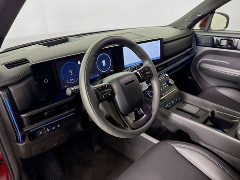 Used 2024 Hyundai Santa Fe Calligraphy image 8