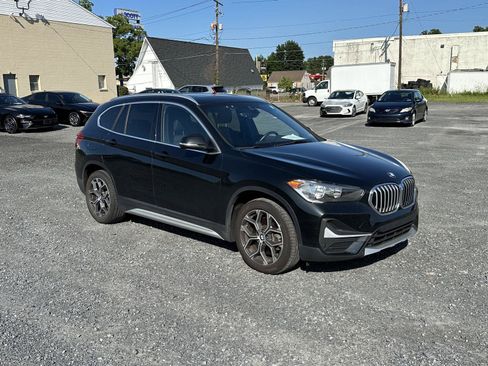 Used 2021 BMW X1 xDrive28i w/ Convenience Package AWD/4WD image 2