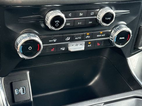 Certified 2022 Ford F150 XLT w/ Equipment Group 302A High image 22