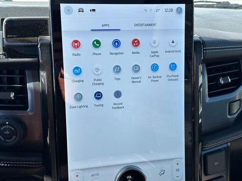 Used 2023 Ford F150 Lightning Platinum image 25