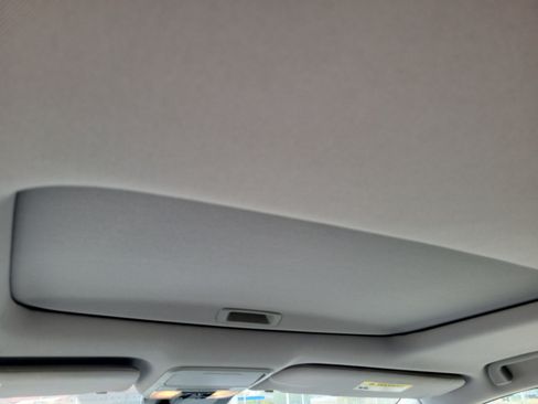 Used 2018 Honda Odyssey EX-L image 19
