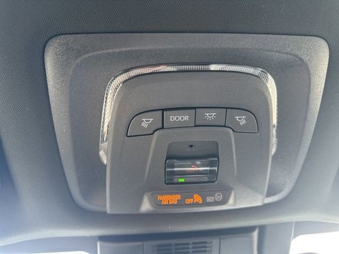 New 2026 Subaru Solterra AWD/4WD image 22