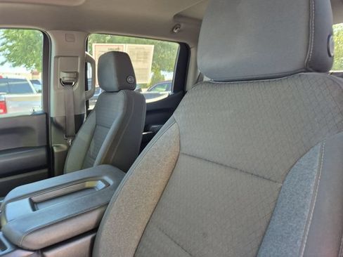 Used 2025 Chevrolet Silverado 1500 Custom w/ LPO, Dark Essentials Package RWD image 18