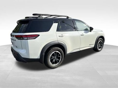 Used 2023 Nissan Pathfinder Rock Creek AWD/4WD image 12