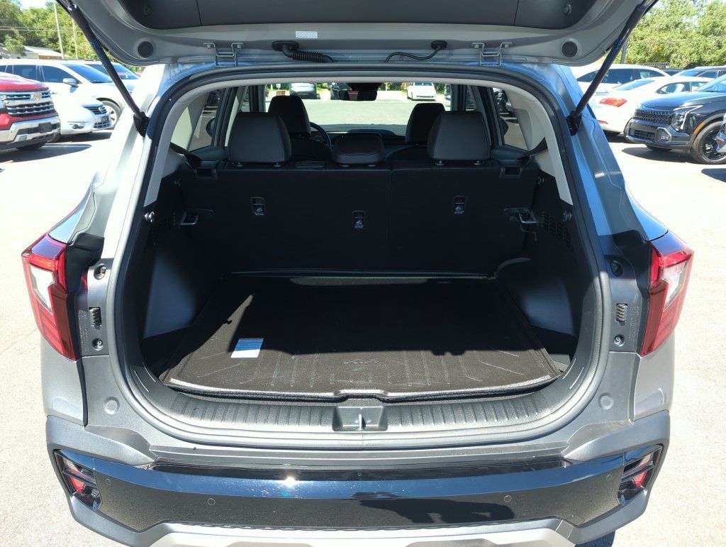 Used 2026 Kia Seltos EX FWD image 29