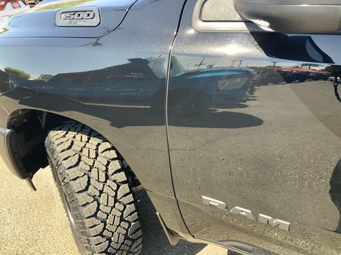 Used 2025 RAM 1500 Warlock AWD/4WD image 9
