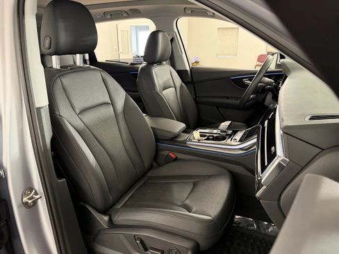 Used 2022 Audi Q7 3.0T Prestige w/ Prestige Package AWD/4WD image 48