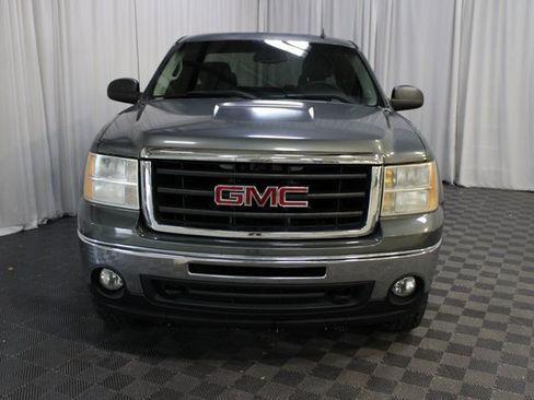 Used 2011 GMC Sierra 1500 SLE w/ Power Tech Package image 2