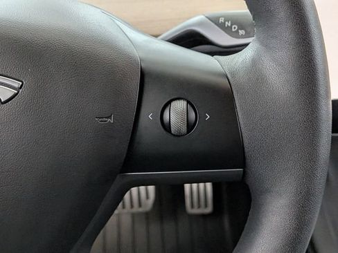 Used 2022 Tesla Model 3 Performance image 28