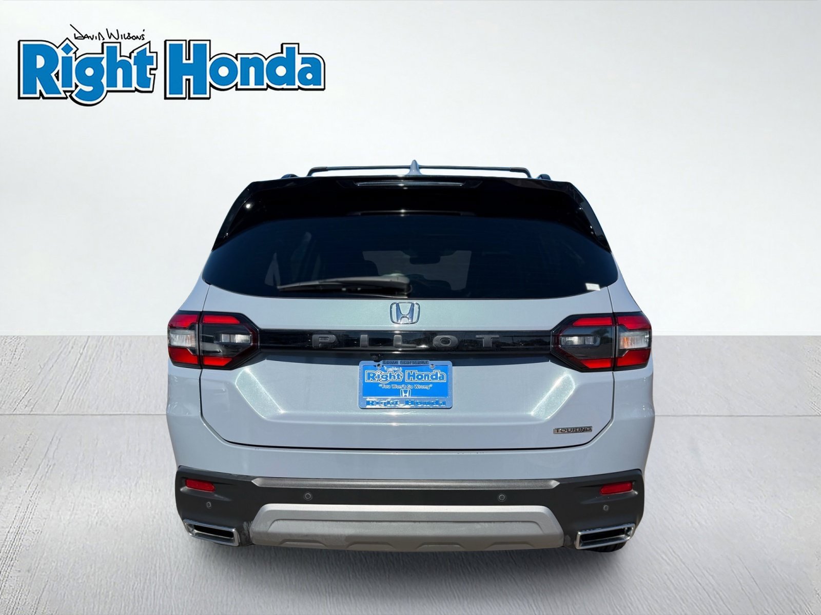 Used 2024 Honda Pilot Touring image 5
