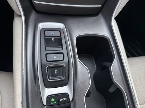 Used 2019 Honda Accord EX-L image 27