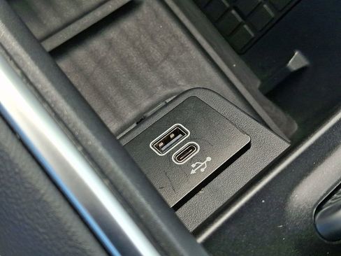 Used 2025 Ford Expedition Platinum AWD/4WD image 26