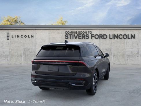 New 2026 Lincoln Nautilus Reserve image 8