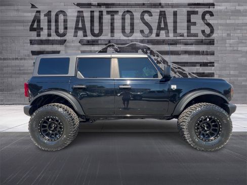 Used 2021 Ford Bronco Big Bend w/ Sasquatch Package image 2