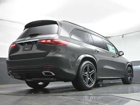 Used 2026 Mercedes-Benz GLS 450 4MATIC image 40