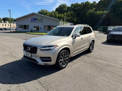 Used 2016 Volvo XC90 T6 Momentum w/ Momentum Plus Package