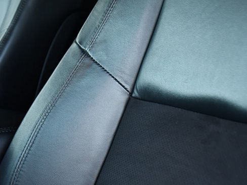 Used 2020 Jeep Grand Cherokee Altitude image 13