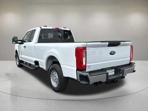 New 2026 Ford F250 XL w/ XL Chrome Package RWD image 2