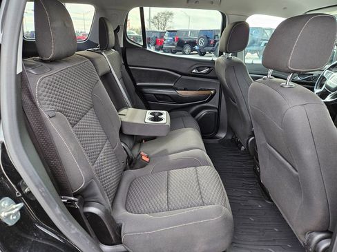 Used 2019 GMC Acadia SLE image 29