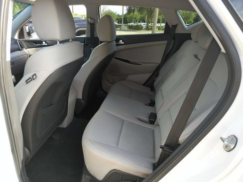 Used 2019 Hyundai Tucson SE AWD/4WD image 21