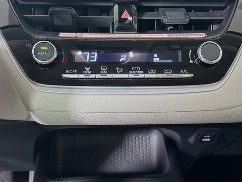 Used 2025 Toyota Corolla LE image 22