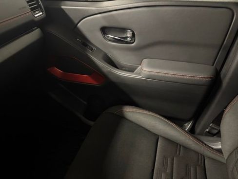 Used 2024 Nissan Frontier PRO-4X w/ Off-Road Protection Package image 15