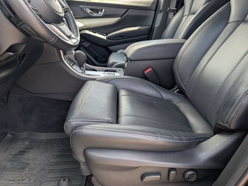 Used 2022 Subaru Ascent Limited AWD/4WD image 6