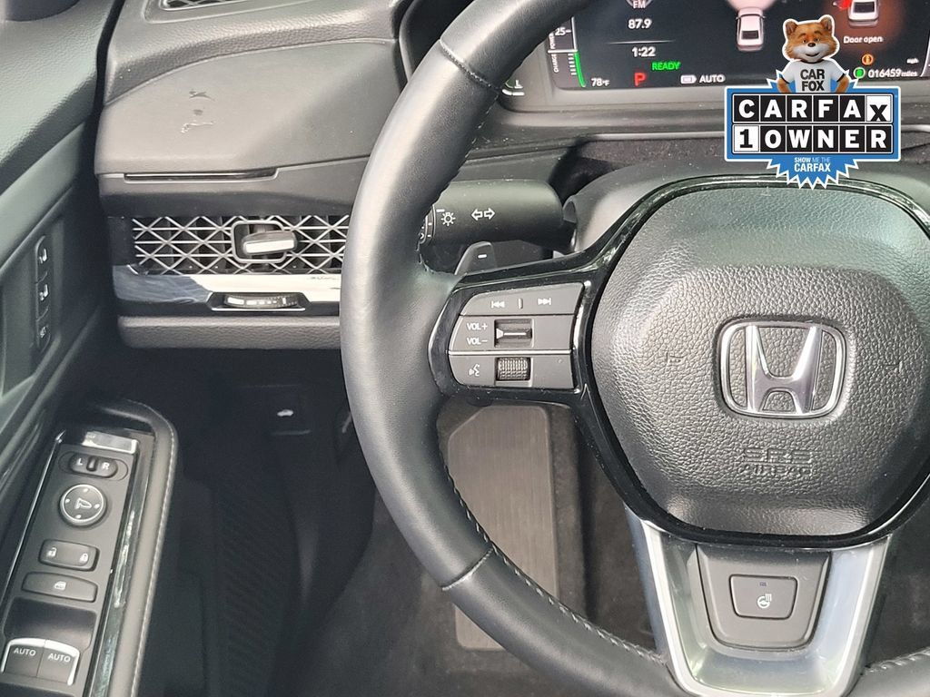 Used 2025 Honda Accord Touring image 12