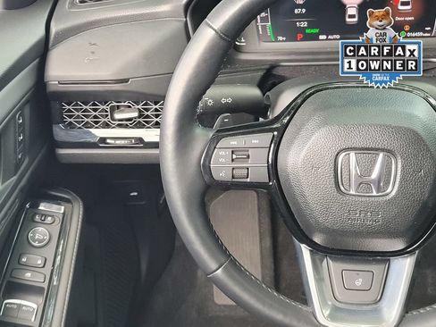 Used 2025 Honda Accord Touring image 12