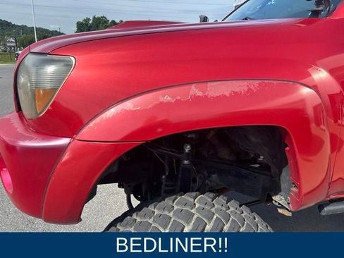 Used 2011 Toyota Tacoma 4x4 Double Cab w/ TRD Sport Pkg image 5
