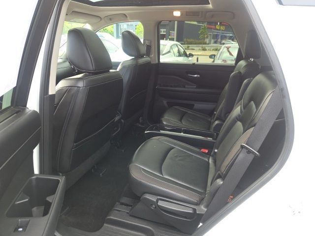 Used 2023 Nissan Pathfinder SL w/ SL Premium Package AWD/4WD image 15