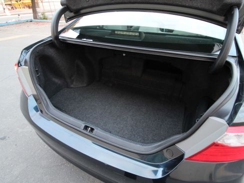 Used 2016 Toyota Camry XLE image 27