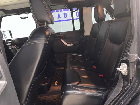 Used 2017 Jeep Wrangler Unlimited Sahara w/ Dual Top Group image 32