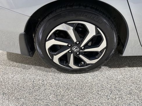 Used 2017 Honda Accord EX-L image 20