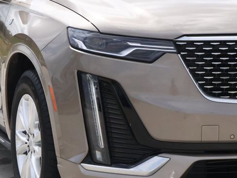 Certified 2023 Cadillac XT6 Luxury image 9