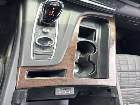Used 2023 Cadillac Escalade Sport Platinum w/ LPO, ONYX Package AWD/4WD image 28