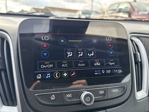 Used 2024 Chevrolet Malibu LT image 19