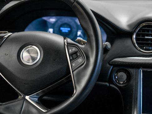 Used 2018 Karma Revero Luxury RWD image 19