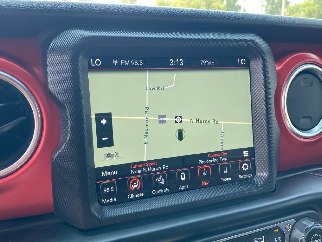 Used 2021 Jeep Wrangler Unlimited Rubicon w/ Uconnect 4C Nav & Sound Group AWD/4WD image 26