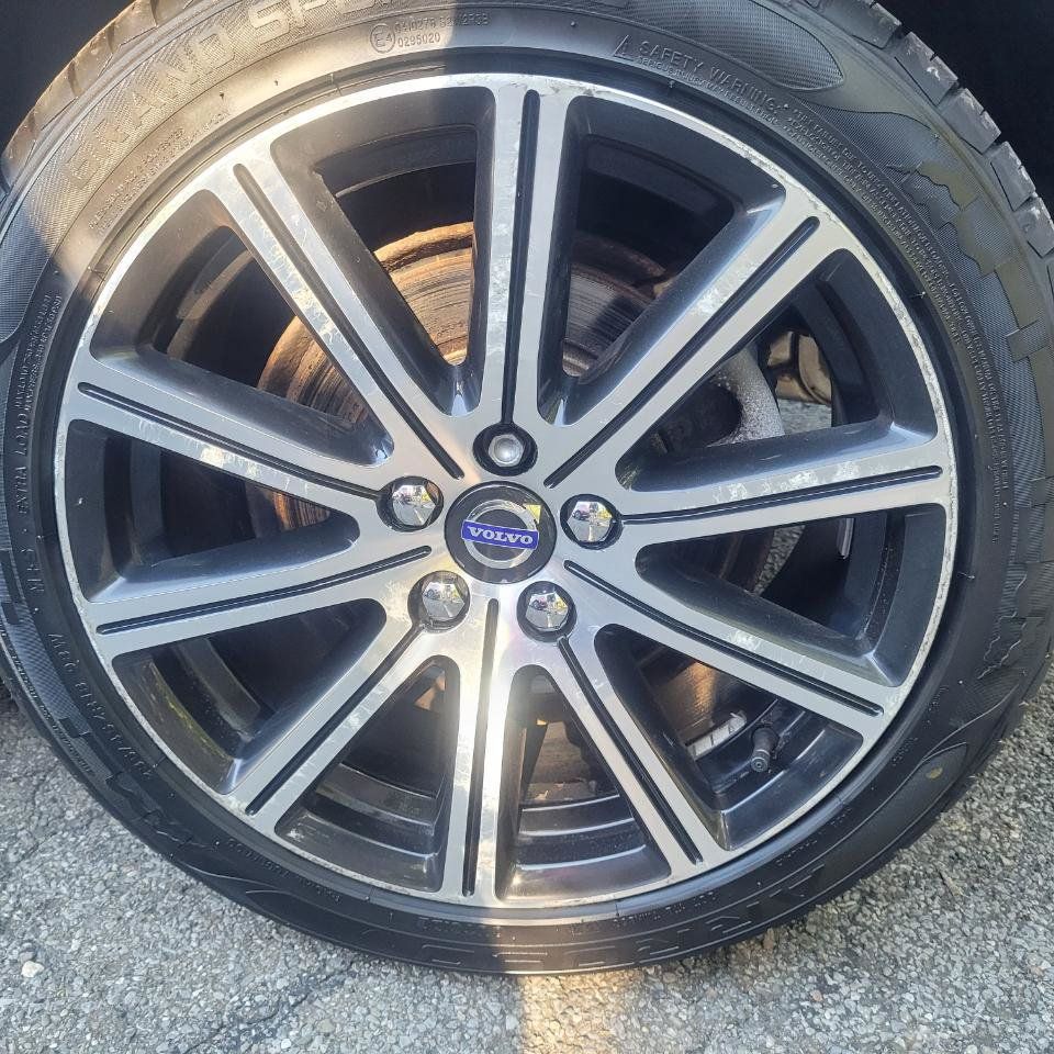 Used 2018 Volvo S60 T5 Inscription AWD/4WD image 36