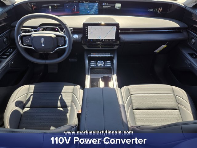 New 2026 Lincoln Nautilus Reserve w/ Jet Appearance Package AWD/4WD image 13