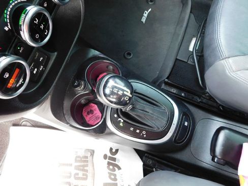 Used 2014 FIAT 500L Lounge image 31