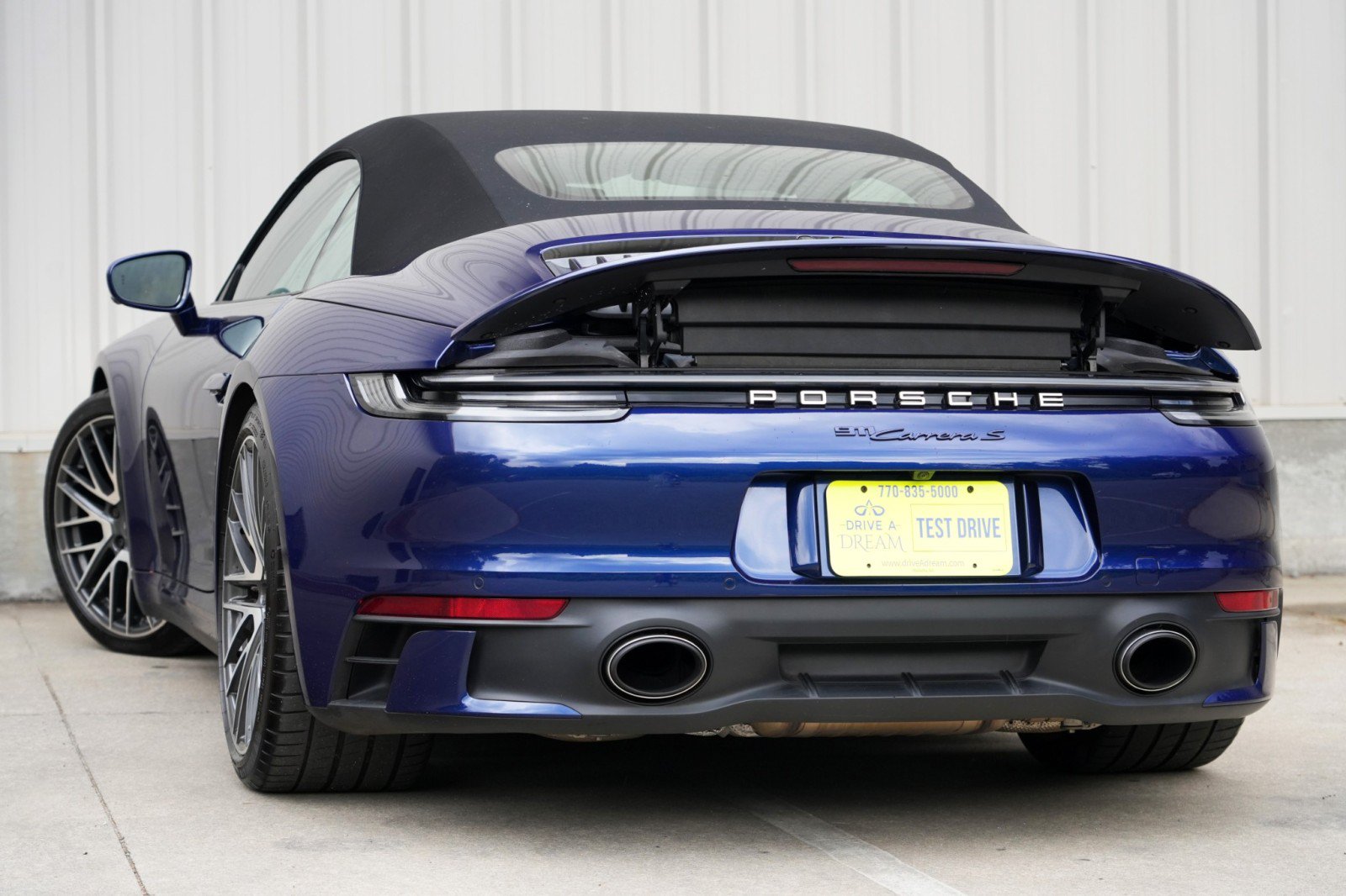 Used 2024 Porsche 911 Carrera S RWD image 6