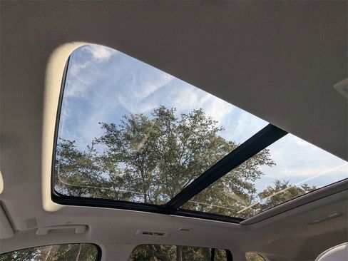 New 2026 Buick Enclave Avenir image 22