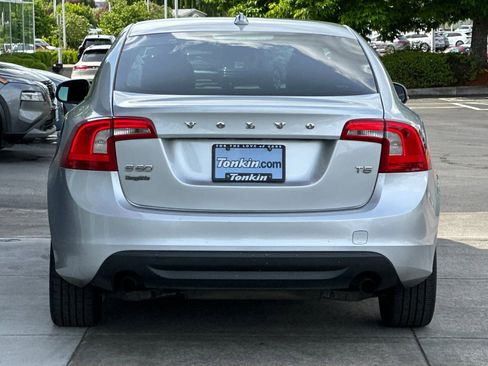 Used 2012 Volvo S60 T5 FWD image 4