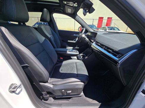 Used 2023 BMW X1 xDrive28i w/ Premium Package AWD/4WD image 11