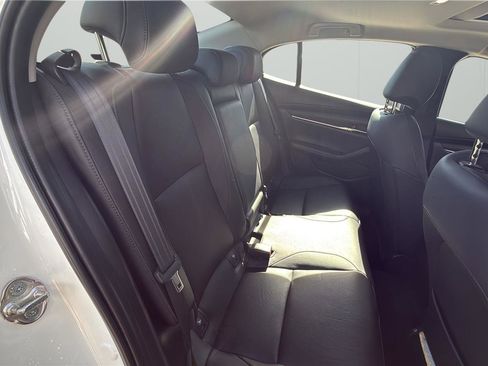 Used 2019 MAZDA MAZDA3 Sedan w/ Premium Package image 19