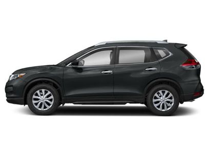 Used 2019 Nissan Rogue SV w/ Premium Package
